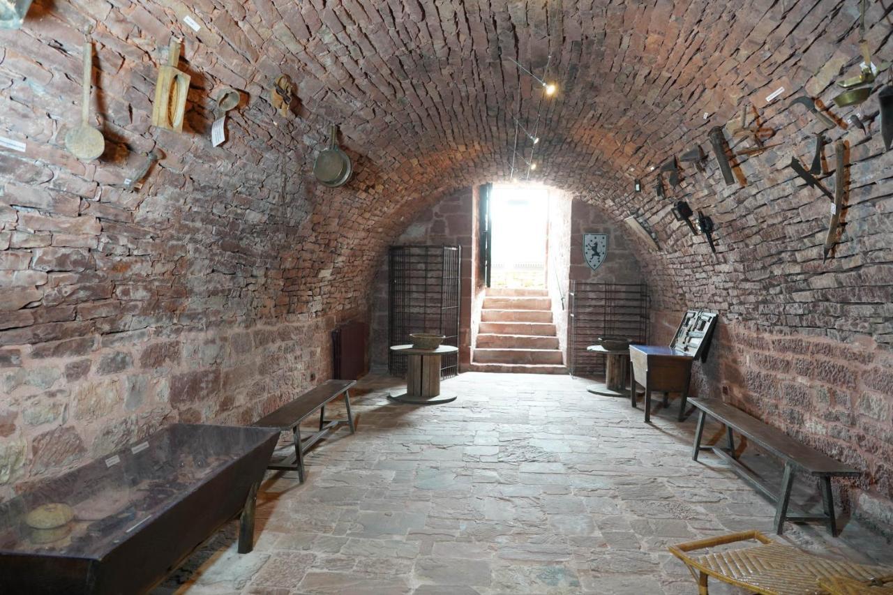 Chateau De Vassinhac Chambres D'Hotes Collonges La Rouge מראה חיצוני תמונה